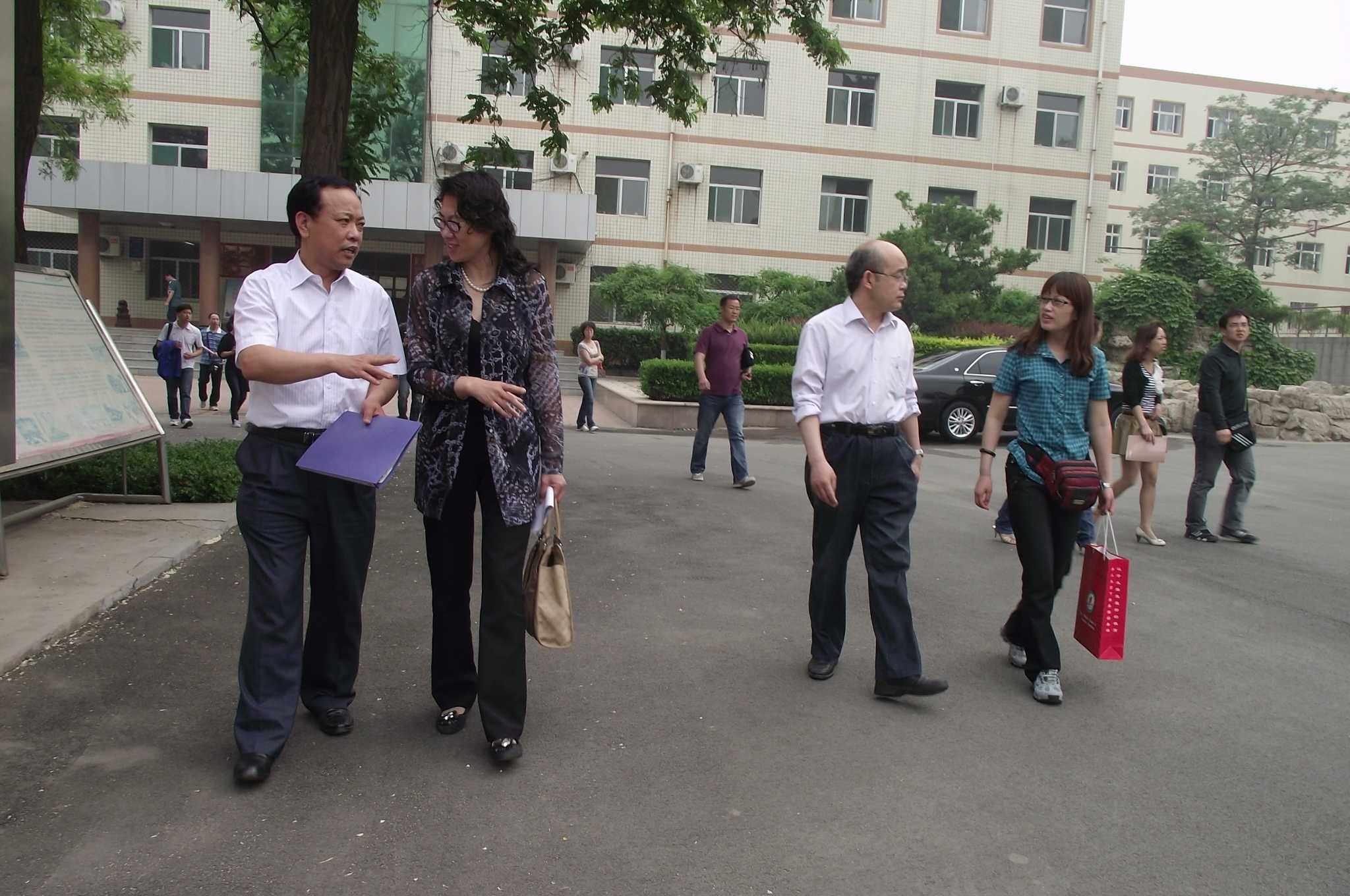 201205071128060620.jpg